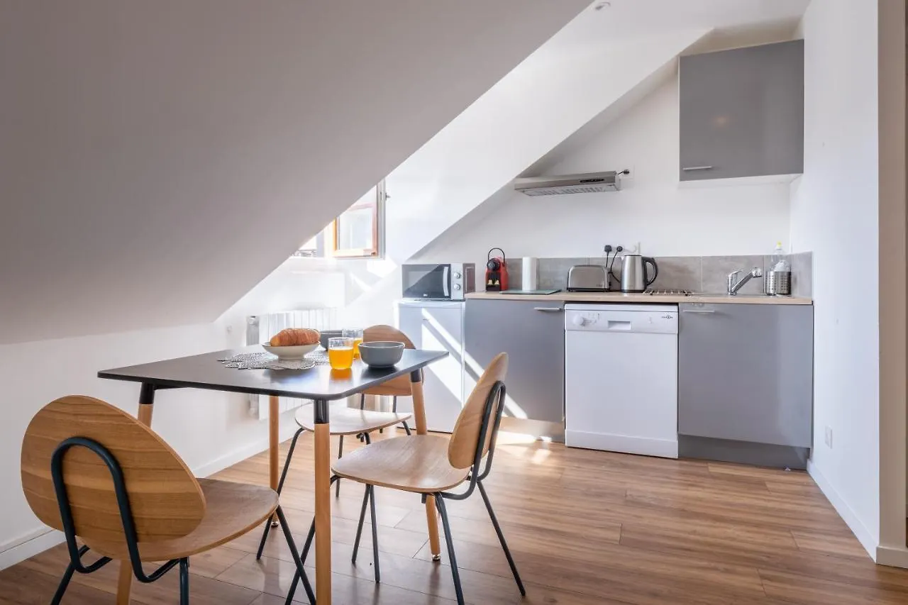 Appartement Guestready - Ancolie - Chaumontel Studio à Annecy 0*,  France